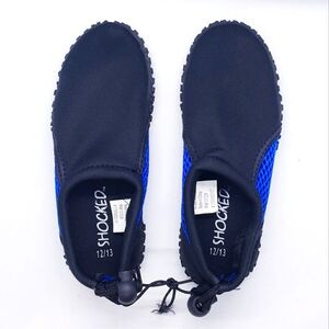 NEW Water Shoes boys size 12/13 SHOCKED Brand